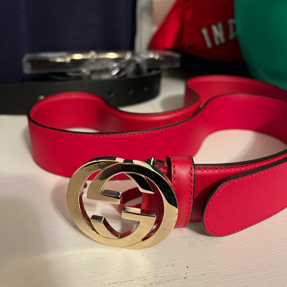Womens Gucci belt